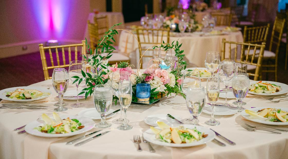 planning a wedding on a budget